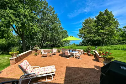 11602 N Shorecliff Ln, Mequon, WI 53092 - Photo 56