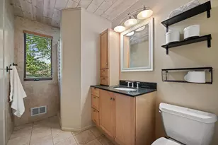 9091 N Pelham Pkwy, Bayside, WI 53217 - Photo 16