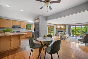 9091 N Pelham Pkwy, Bayside, WI 53217 - Photo 10
