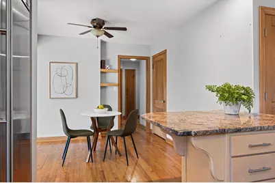 9091 N Pelham Pkwy, Bayside, WI 53217 - Photo 8