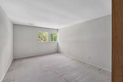 817 W Puetz Rd, Oak Creek, WI 53154 - Photo 22