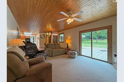 4861  Briarvale Dr, Polk, WI 53095 - Photo 16
