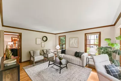 290  Fieldstone Rd, Delafield, WI 53018 - Photo 4