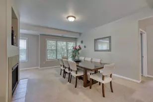 8667 S Deerwood Ln, Franklin, WI 53132 - Photo 6