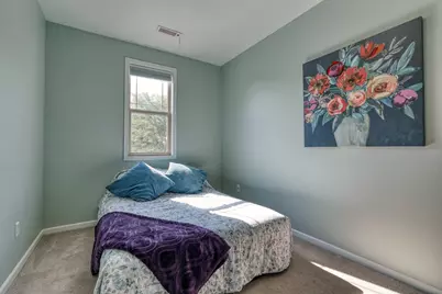 8667 S Deerwood Ln, Franklin, WI 53132 - Photo 28