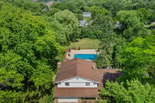 2870 Santa Barbara Dr, Brookfield, WI 53005 - Photo 36
