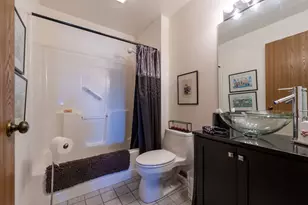1319 Sunnyslope Dr, Racine, WI 53406 - Photo 14