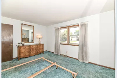 146  Perry Ave, Racine, WI 53406 - Photo 28