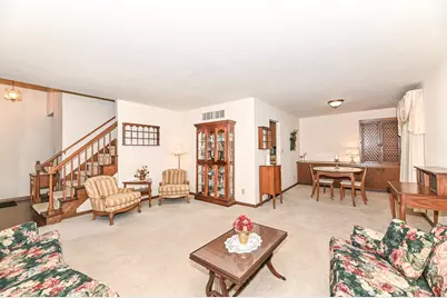 146  Perry Ave, Racine, WI 53406 - Photo 10