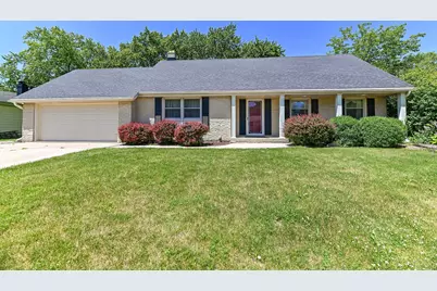 146  Perry Ave, Racine, WI 53406 - Photo 2