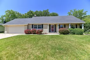 146 Perry Ave, Racine, WI 53406 - Photo 2