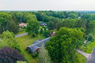 N8093 Lakeview Rd, Ixonia, WI 53066 - Photo 42