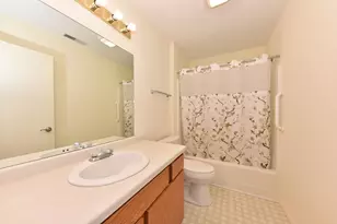 3620 E Barbara Ct, Oak Creek, WI 53154 - Photo 14