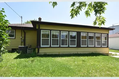 5720  49th Ave, Kenosha, WI 53144 - Photo 32