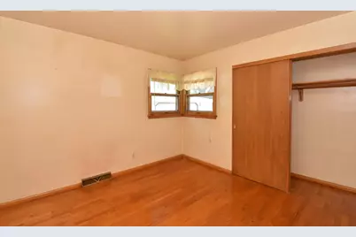 5720  49th Ave, Kenosha, WI 53144 - Photo 18