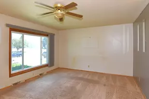 5720 49th Ave, Kenosha, WI 53144 - Photo 4