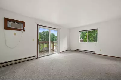 410  Cheviot Chase - #4, Waukesha, WI 53186 - Photo 6
