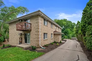 410 Cheviot Chase, Waukesha, WI 53186 - Photo 1