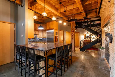 904 E Pearson St #104, Milwaukee, WI 53202 - Photo 8