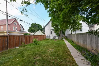 2321 S 26th St, Milwaukee, WI 53215 - Photo 28