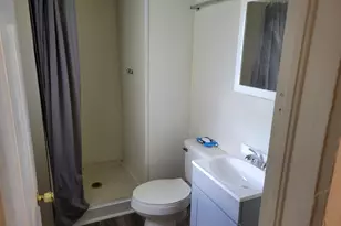 1028 S Memorial Dr, Racine, WI 53403 - Photo 10