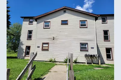 1028 S Memorial Dr, Racine, WI 53403 - Photo 16
