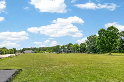 3174  Division Rd, Jackson, WI 53037 - Photo 4