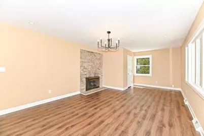 5344  Willowview Rd, Racine, WI 53402 - Photo 10