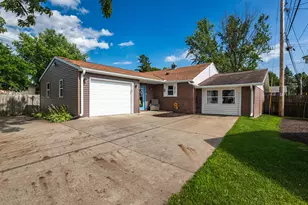 2910 Fairchild St, La Crosse, WI 54601 - Photo 1