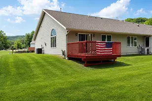 86 Knopp Valley Dr, Winona, MN 55987 - Photo 2