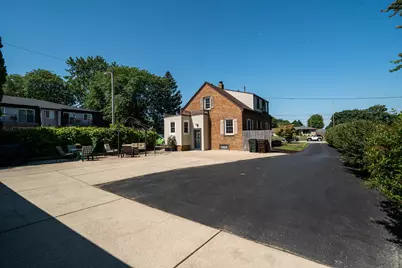 4270 S Nicholson Ave, Saint Francis, WI 53235 - Photo 32