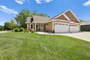 6996 Barney Ct, Trenton, WI 53090 - Photo 2