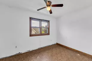 3857 S 35th St, Greenfield, WI 53221 - Photo 32