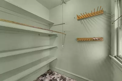 3857 S 35th St, Greenfield, WI 53221 - Photo 16