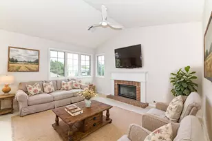 9111 Westlake Dr, Greendale, WI 53129 - Photo 6