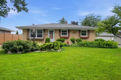 W171N8437  Allen Ave, Menomonee Falls, WI 53051 - Photo 34