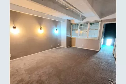 270 E Highland Ave #812, Milwaukee, WI 53202 - Photo 12