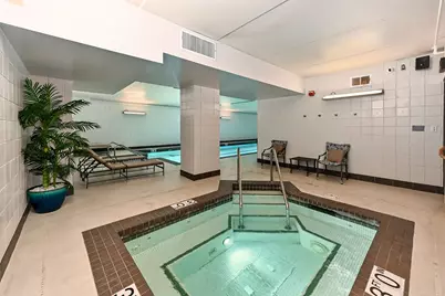 270 E Highland Ave #812, Milwaukee, WI 53202 - Photo 26