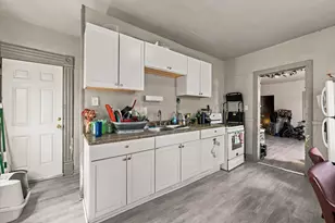 117 E Chambers St, Milwaukee, WI 53212 - Photo 10