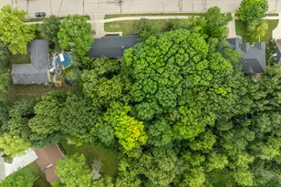2421 Skyline Dr, West Bend, WI 53090 - Photo 50