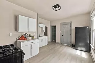 3172 N Holton St, Milwaukee, WI 53212 - Photo 10