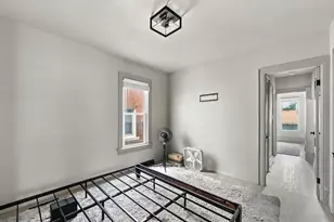 3172 N Holton St, Milwaukee, WI 53212 - Photo 4