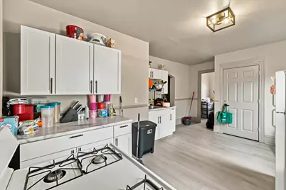 3172 N Holton St #3172A, Milwaukee, WI 53212 - Photo 16