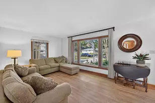 216 S Elmwood Ave, Burlington, WI 53105 - Photo 10