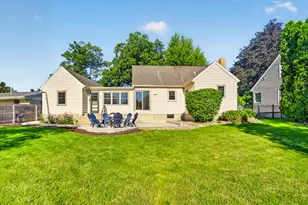 216 S Elmwood Ave, Burlington, WI 53105 - Photo 24