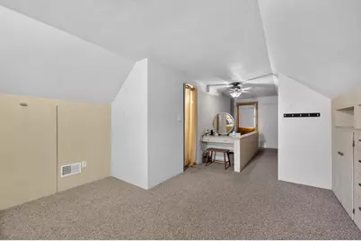 216 S Elmwood Ave, Burlington, WI 53105 - Photo 18