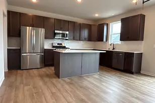 3708 Bishops Cap Dr, Racine, WI 53126 - Photo 6