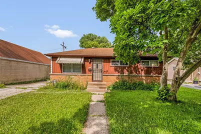 5717 N 62nd St, Milwaukee, WI 53218 - Photo 1
