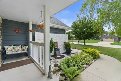 4450 W Central Ave, Franklin, WI 53132 - Photo 26