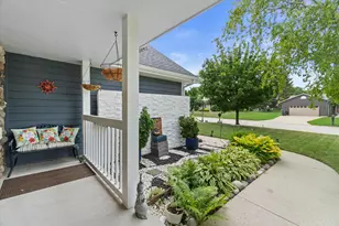 4450 W Central Ave, Franklin, WI 53132 - Photo 26